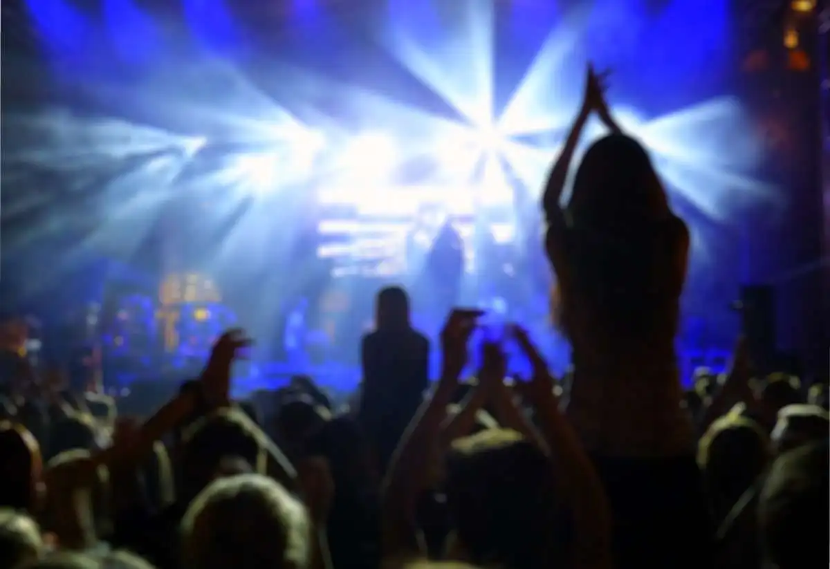 Konzertbesucher zum Mieten